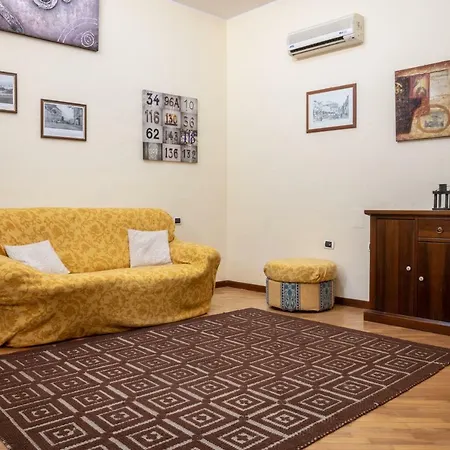 Casa Giusy Nel Corso דירה *